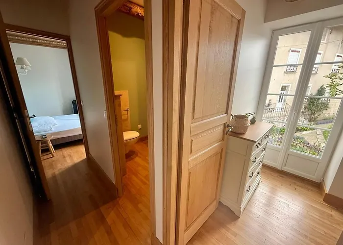 Holiday home De La Porcelaine, 4 Pers *