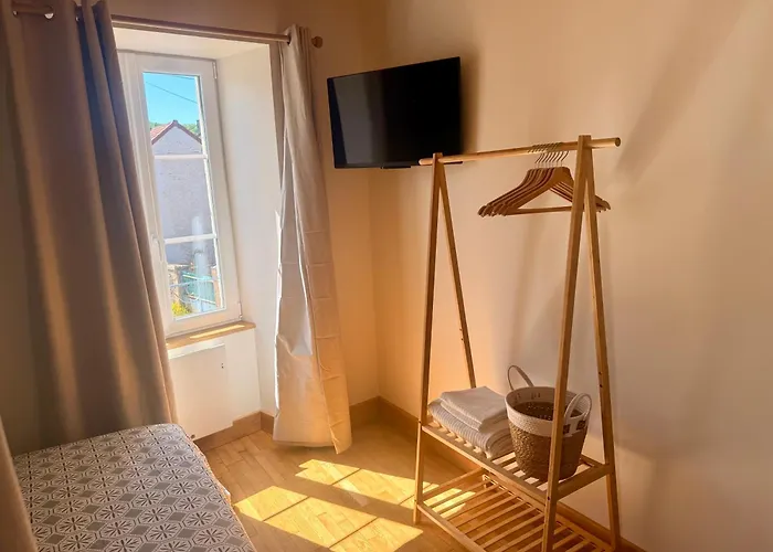 De La Porcelaine, 4 Pers Giey-sur-Aujon