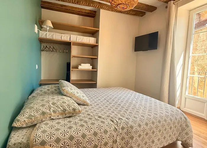 De La Porcelaine, 4 Pers * Giey-sur-Aujon